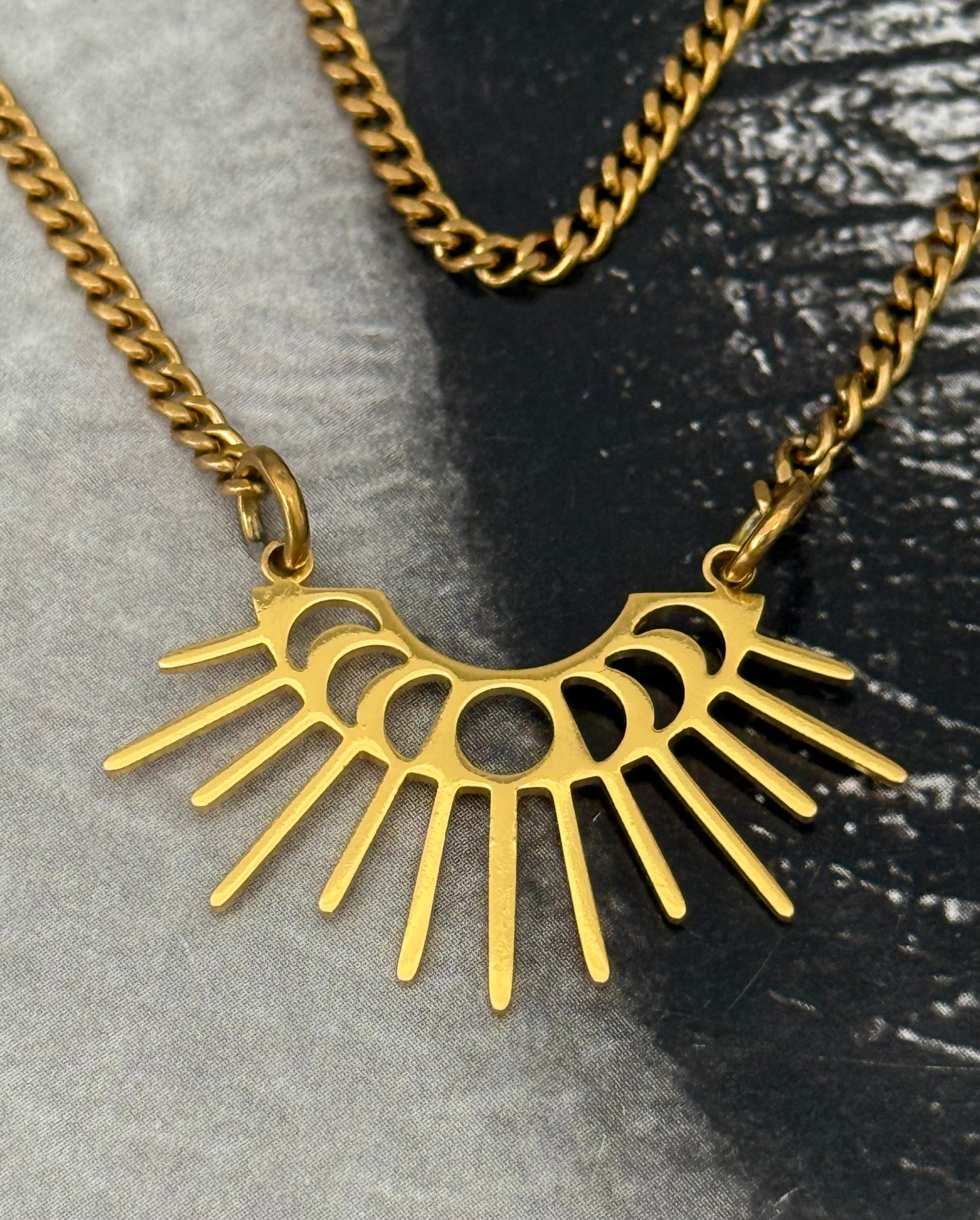 SOLARIS NECKLACE