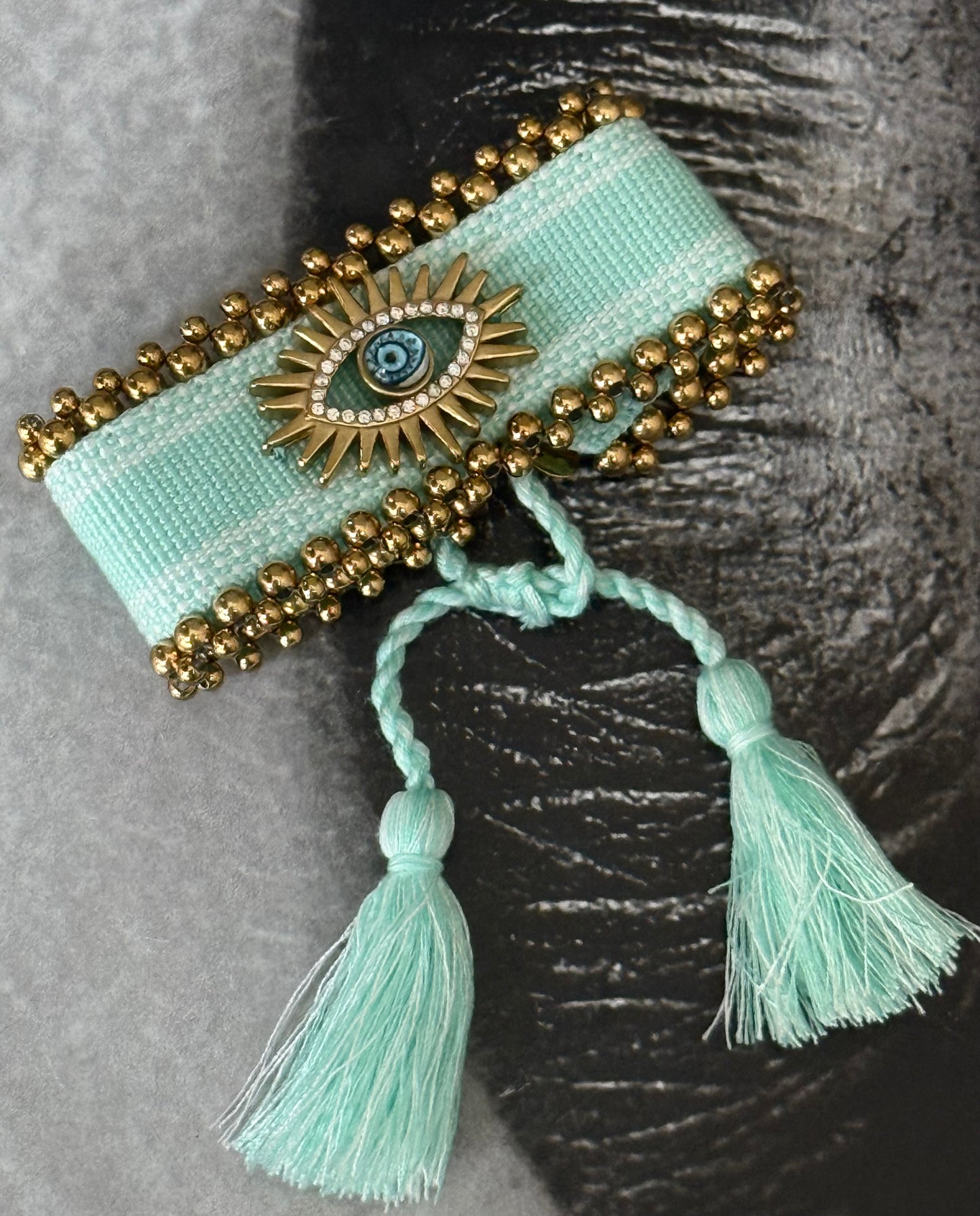 EYE CHARM ADJUSTABLE BRACELET