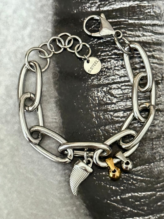 CHUNKY SILVER BRACELET