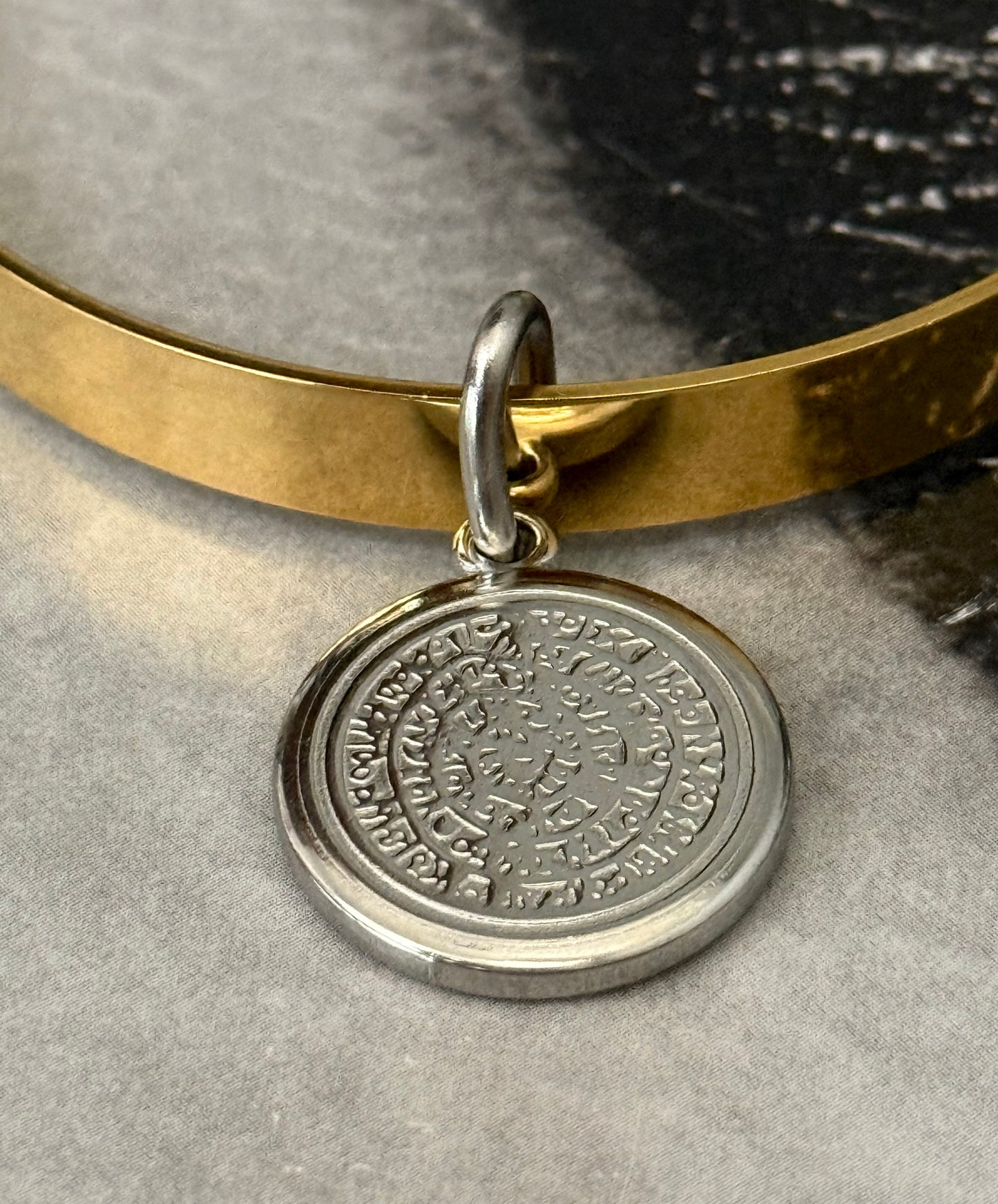 PHAISTOS GOLD BANGLE