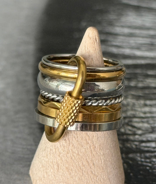 CHEVALIER TRINITY  RING (size 5)