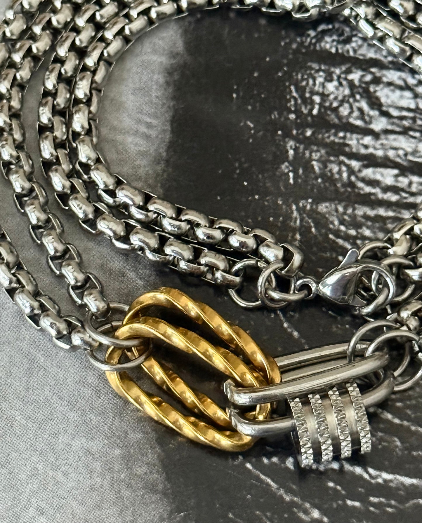 BOLD FUSION CHOKER BRACELET