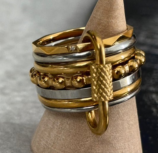 SEVEN BONDS RING (SIZE 8)