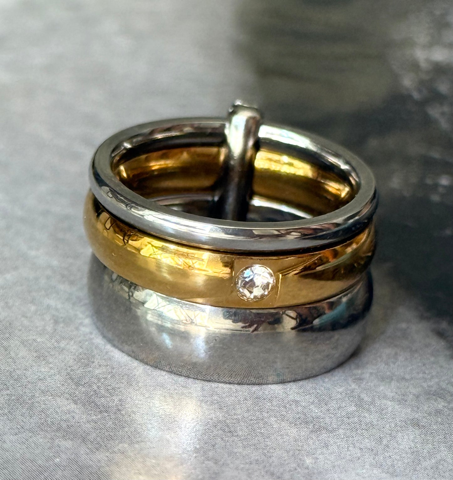 GRAVITY LAYERS RING (Size 7)