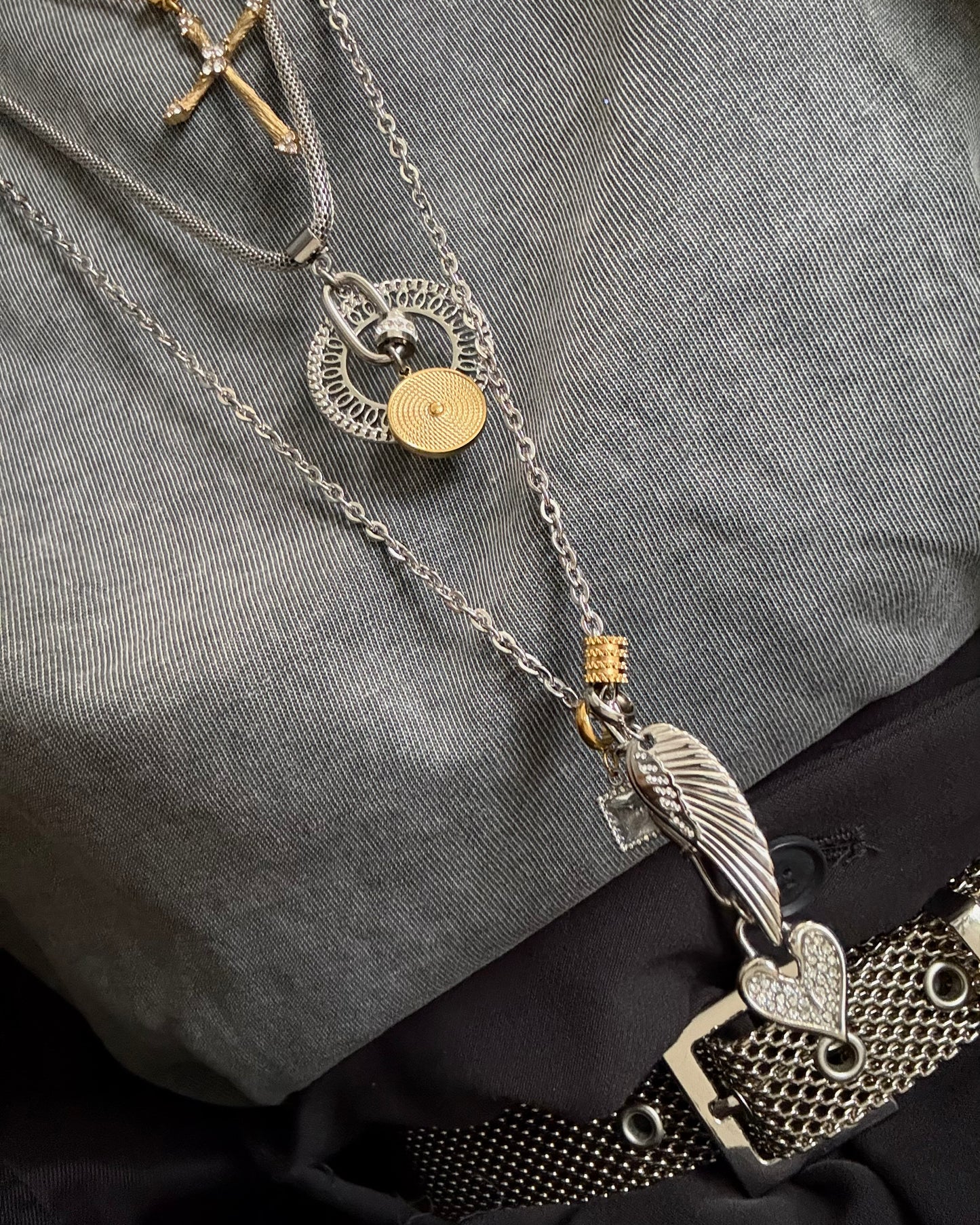 LUXE FAITH GLOW NECKLACE