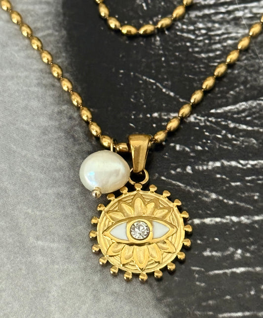MYSTIQUE PEARL EYE NECKLACE
