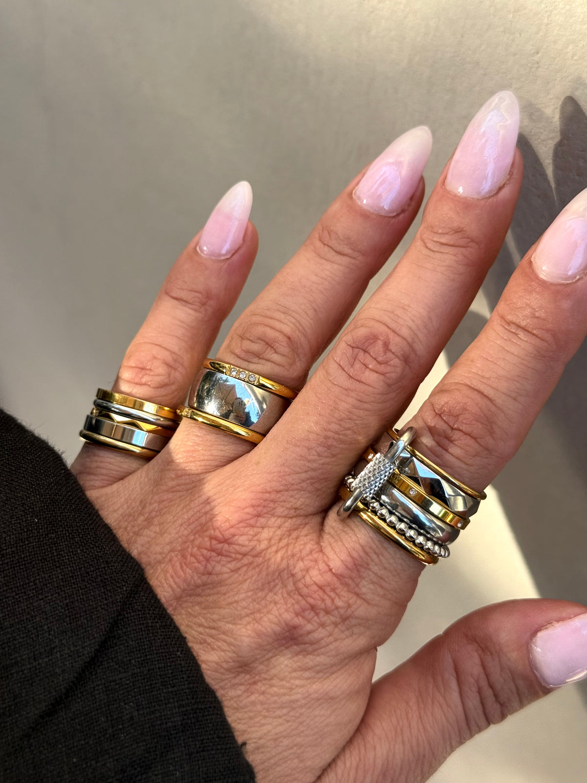 CONNECTED 6 RING (SIZE 8)