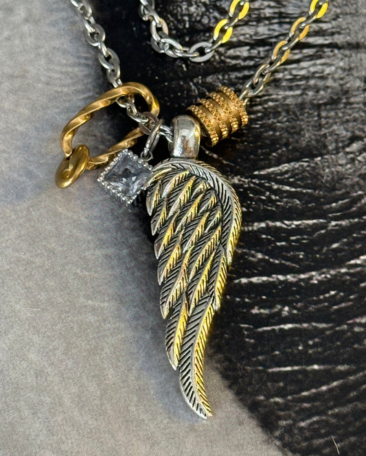 ANGEL WING NECKLACE