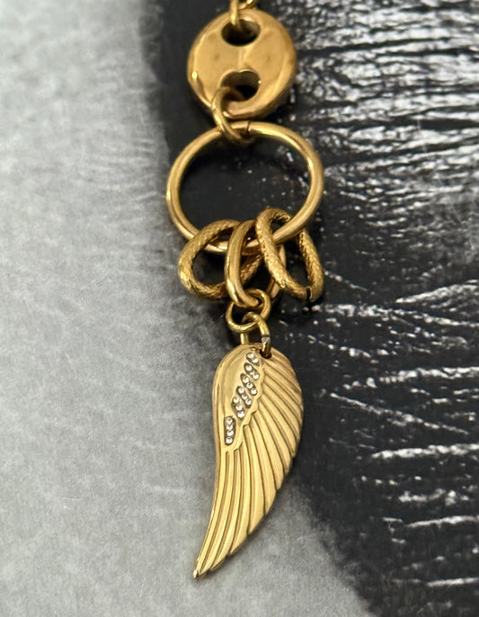 FEATHER HOOK NECKLACE