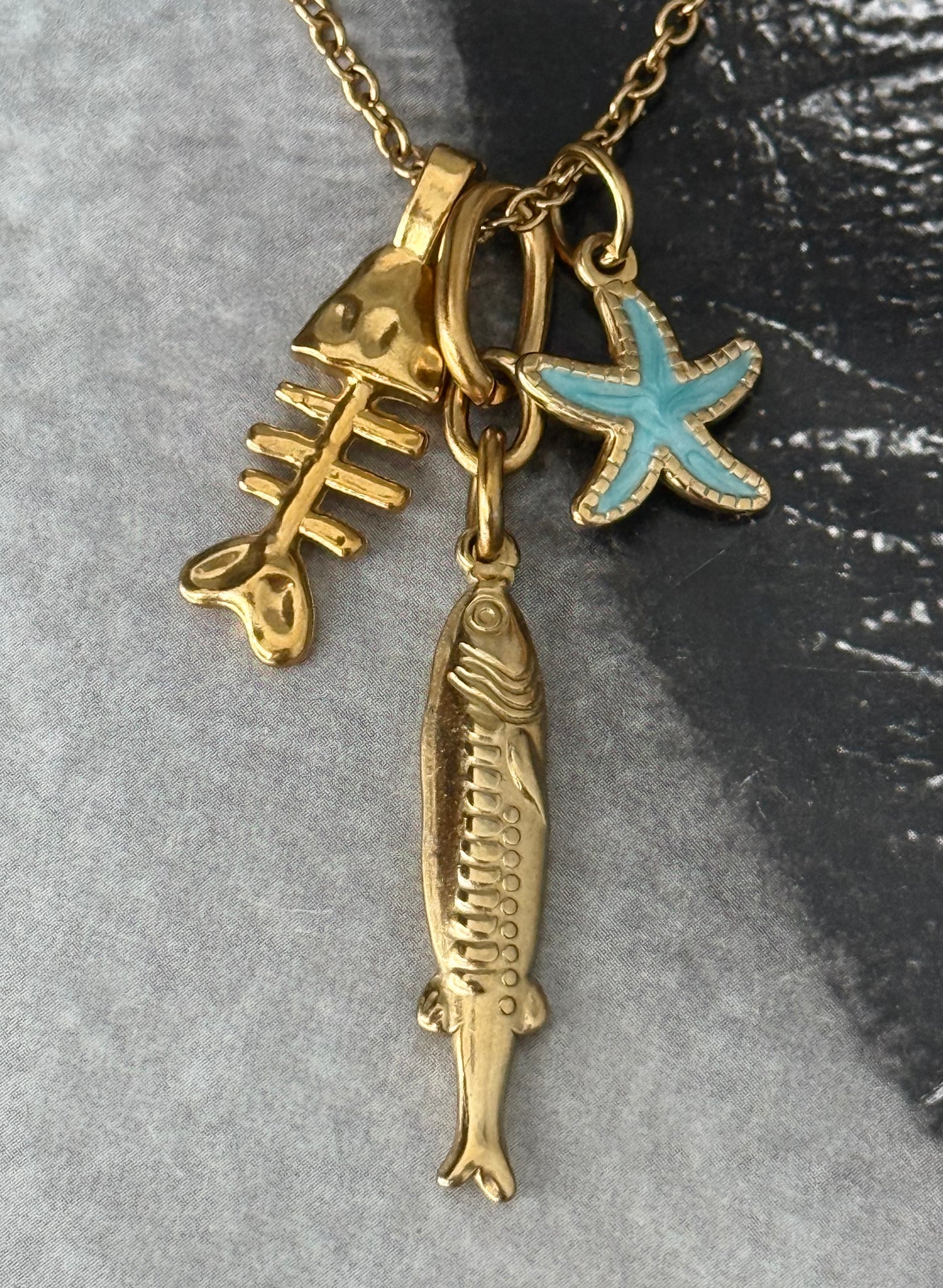 SEA TREASURE NECKLACE