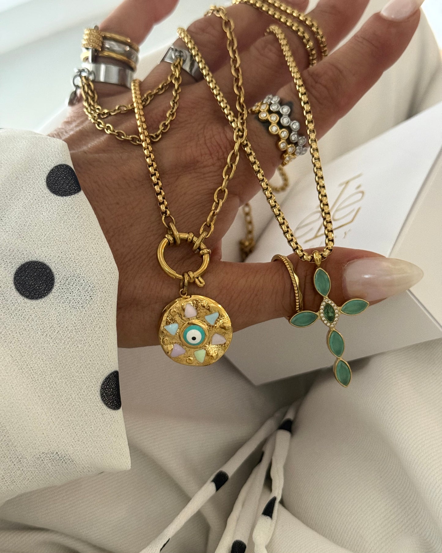 PASTEL EYE NECKLACE