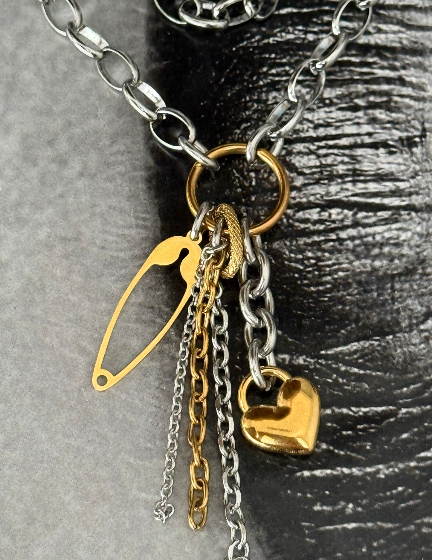 GKELENA NECKLACE