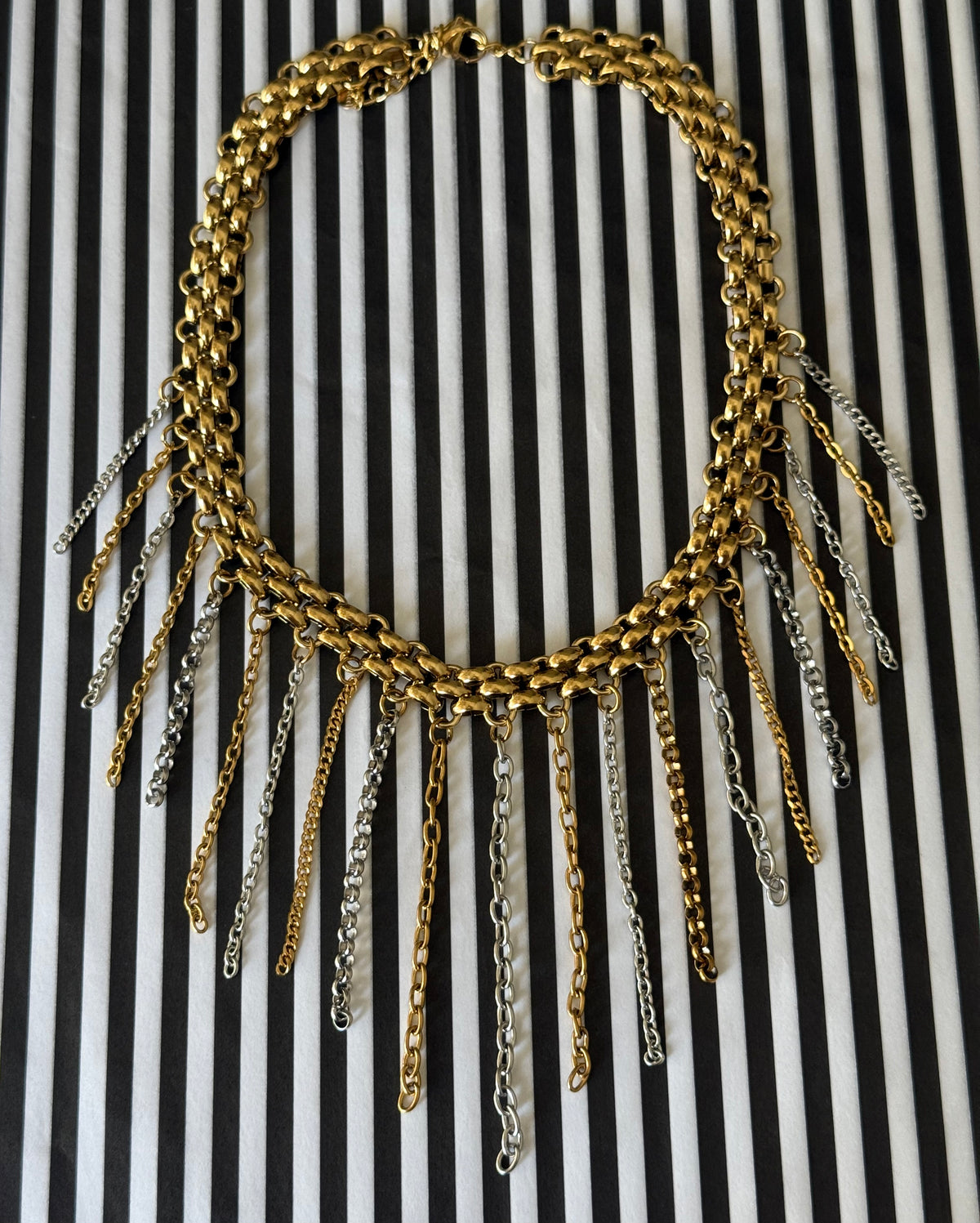 CHAIN DROP NECKLACE