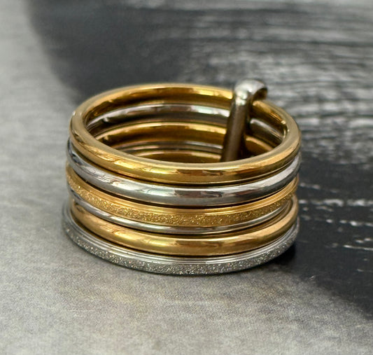 NOELLEA RING (SIZE 10)