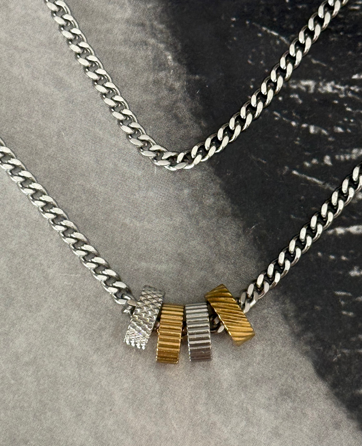 RIBBON BEADS NECKLACE