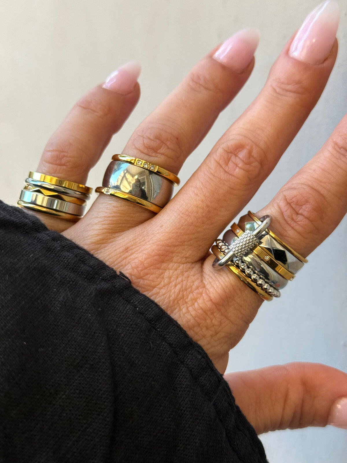 CONNECTED 6 RING (SIZE 8)