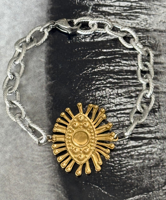 SOLAR CHARM BRACELET