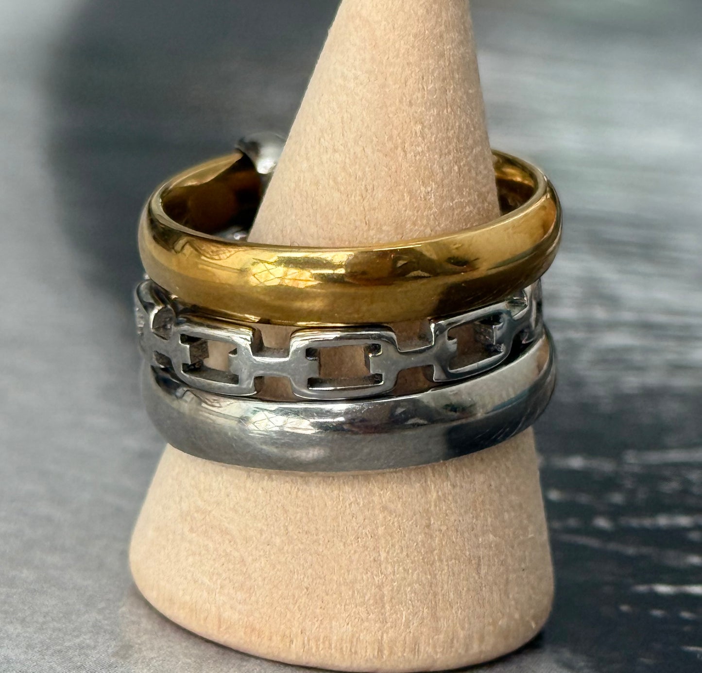 CHAIN STACK RING ( Size 8)