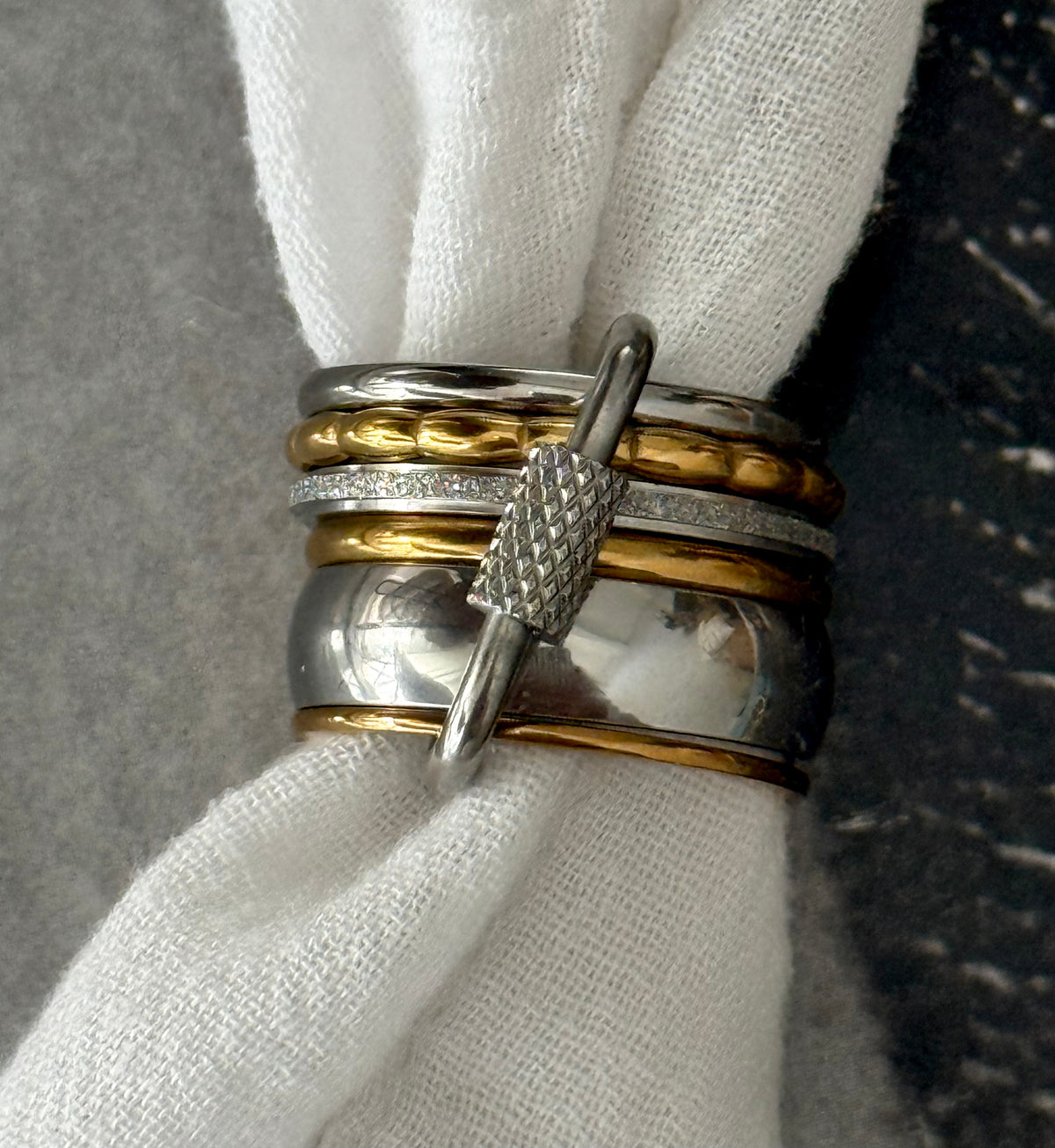 SIX-MIX RING (SIZE 8)