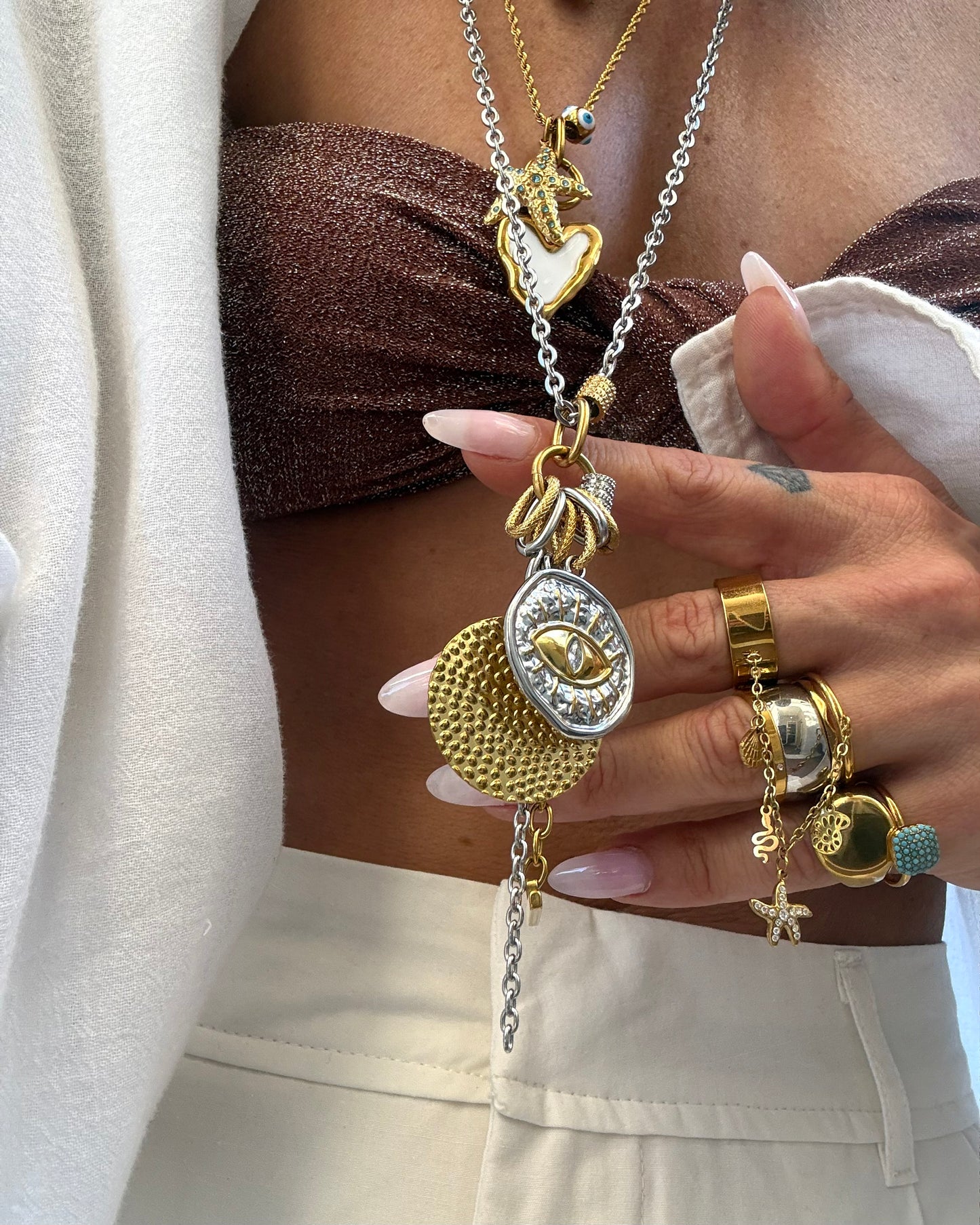 EYE ON STYLE NECKLACE