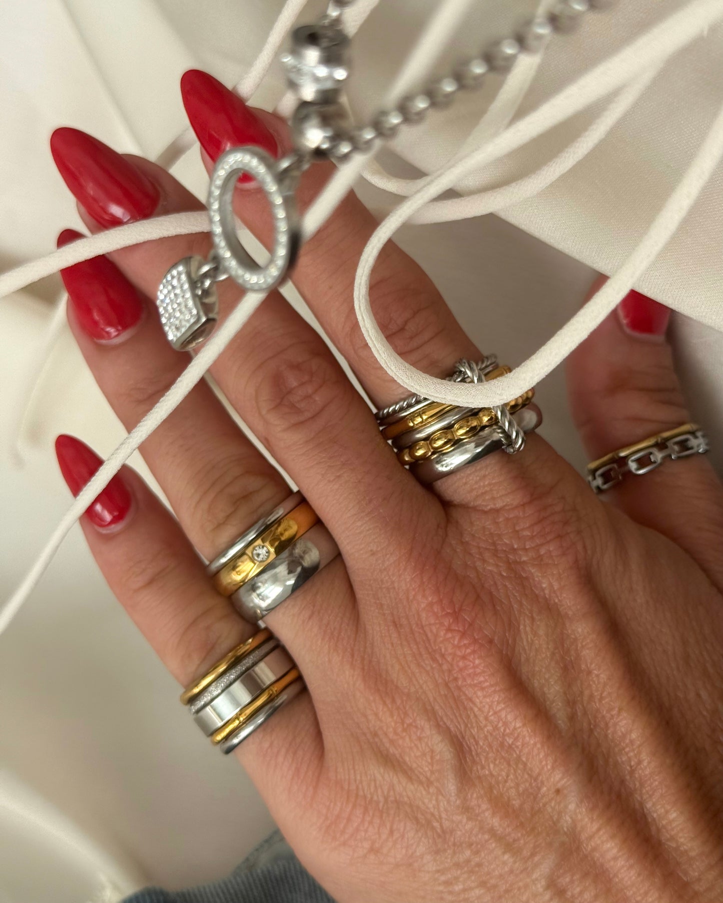 TWIST BABBLE RING (Size 9)