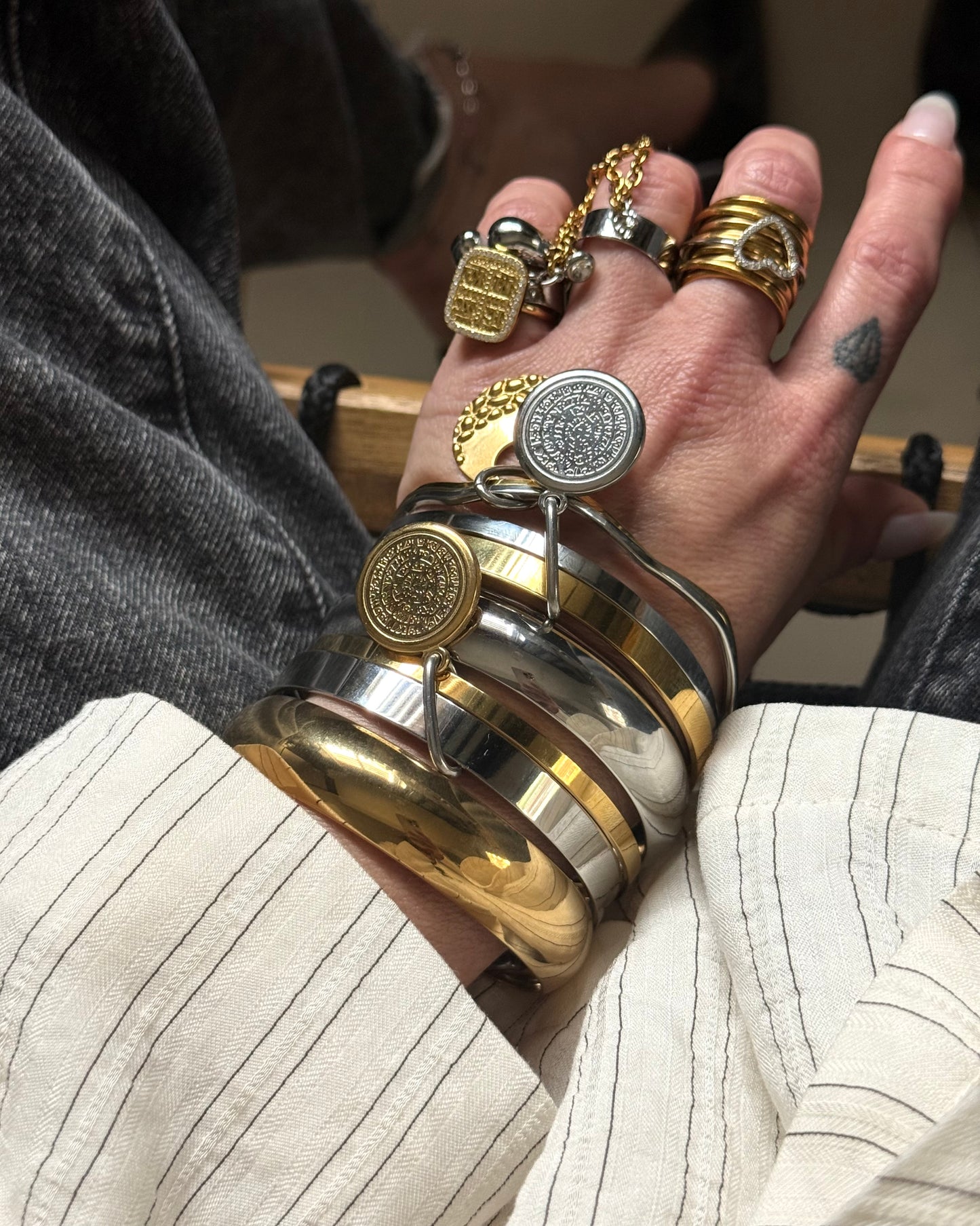 PHAISTOS GOLD DUAL BANGLE