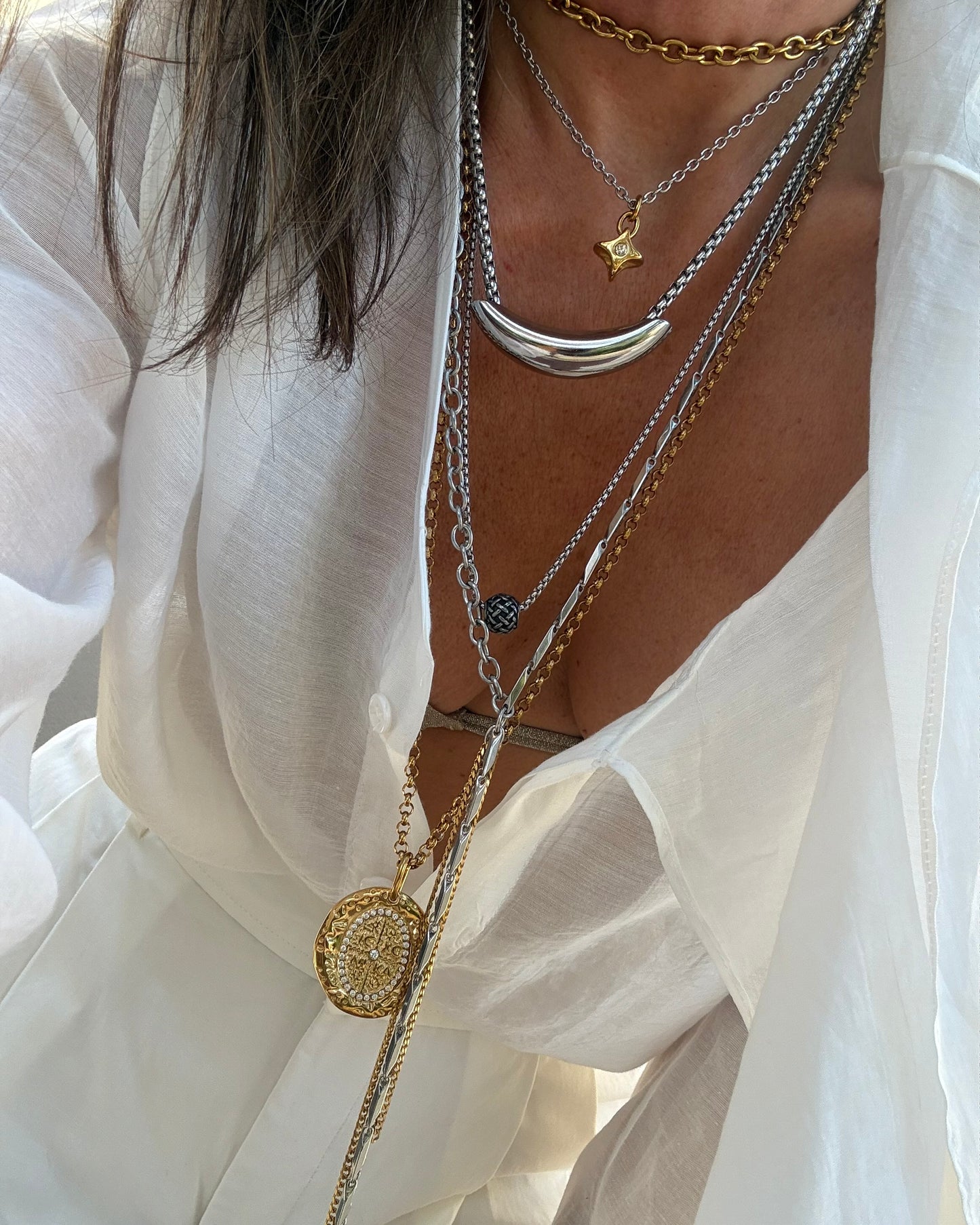 BOX CHAIN BARREL NECKLACE