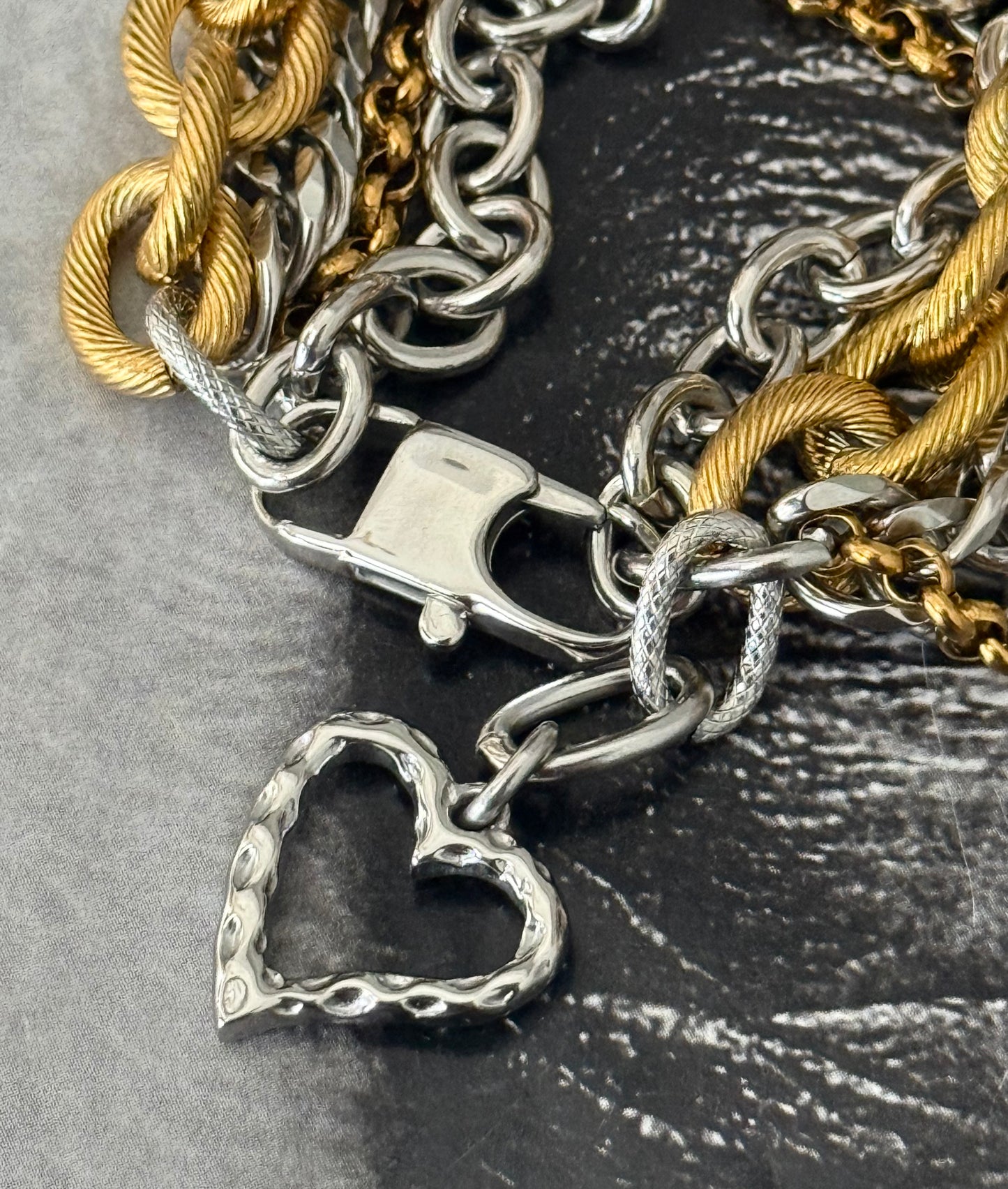 BOLD HEART LAYERS BRACELET