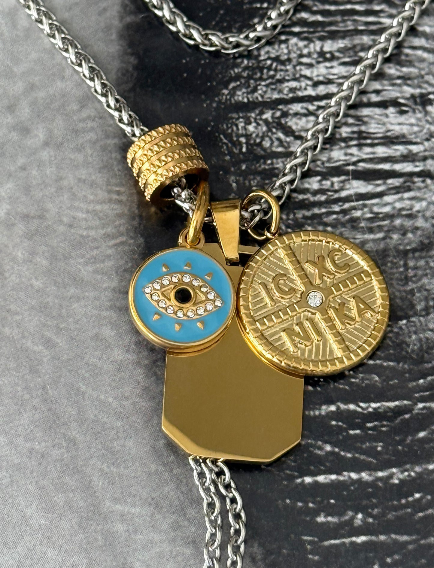 LUCK & LIGHT NECKLACE