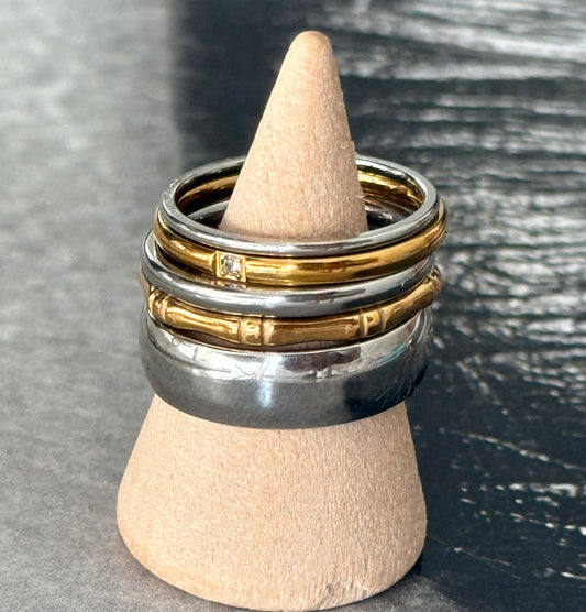 LAYERED RING (SIZE 7)