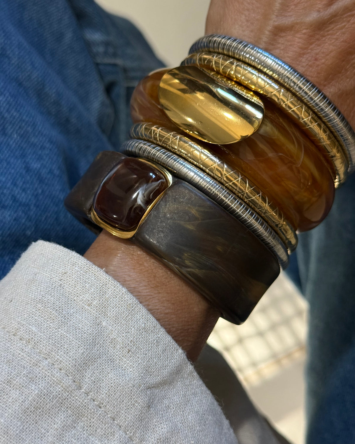 BROWN STATEMENT CUFF