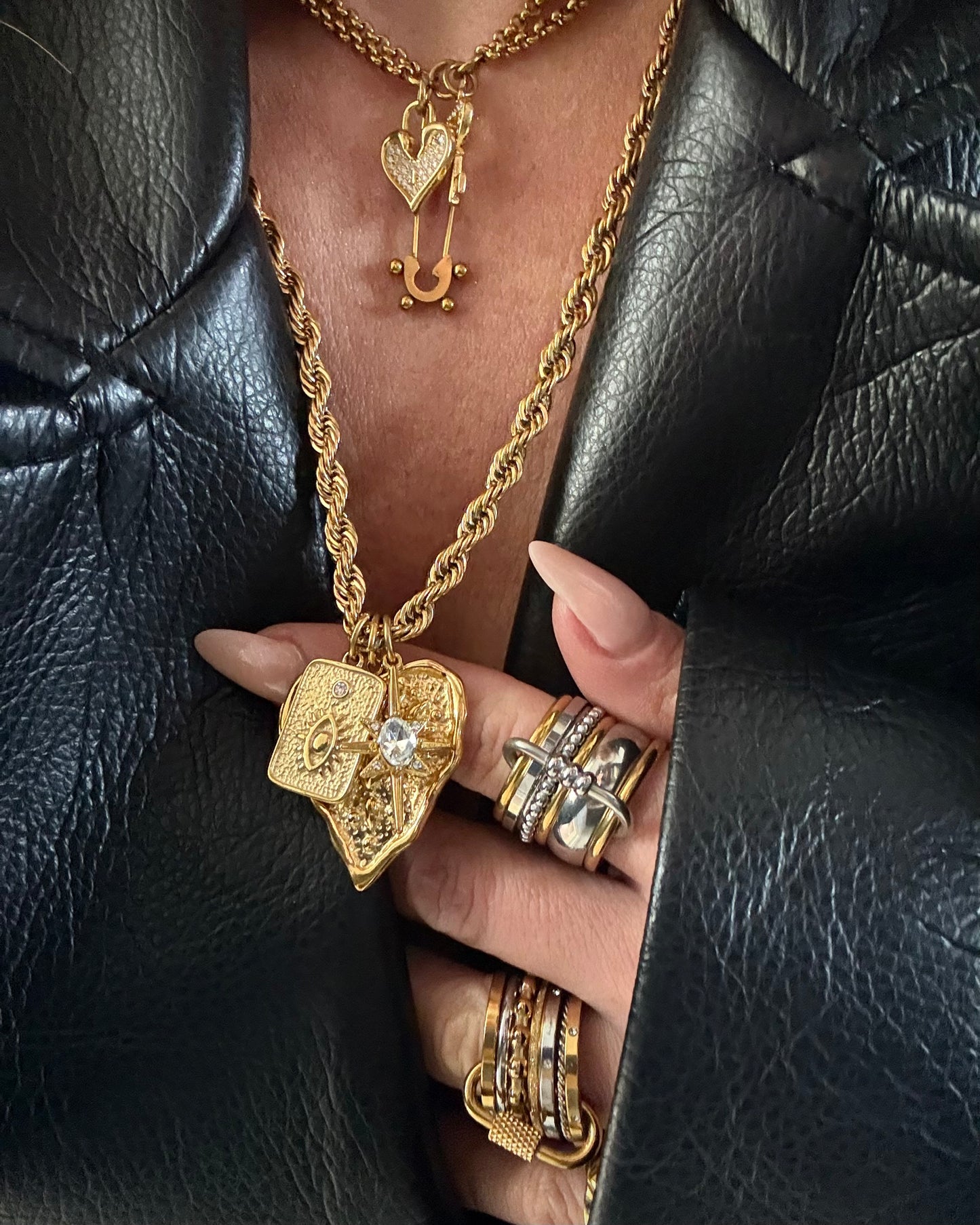 GOLDEN LUCKY HEART NECKLACE