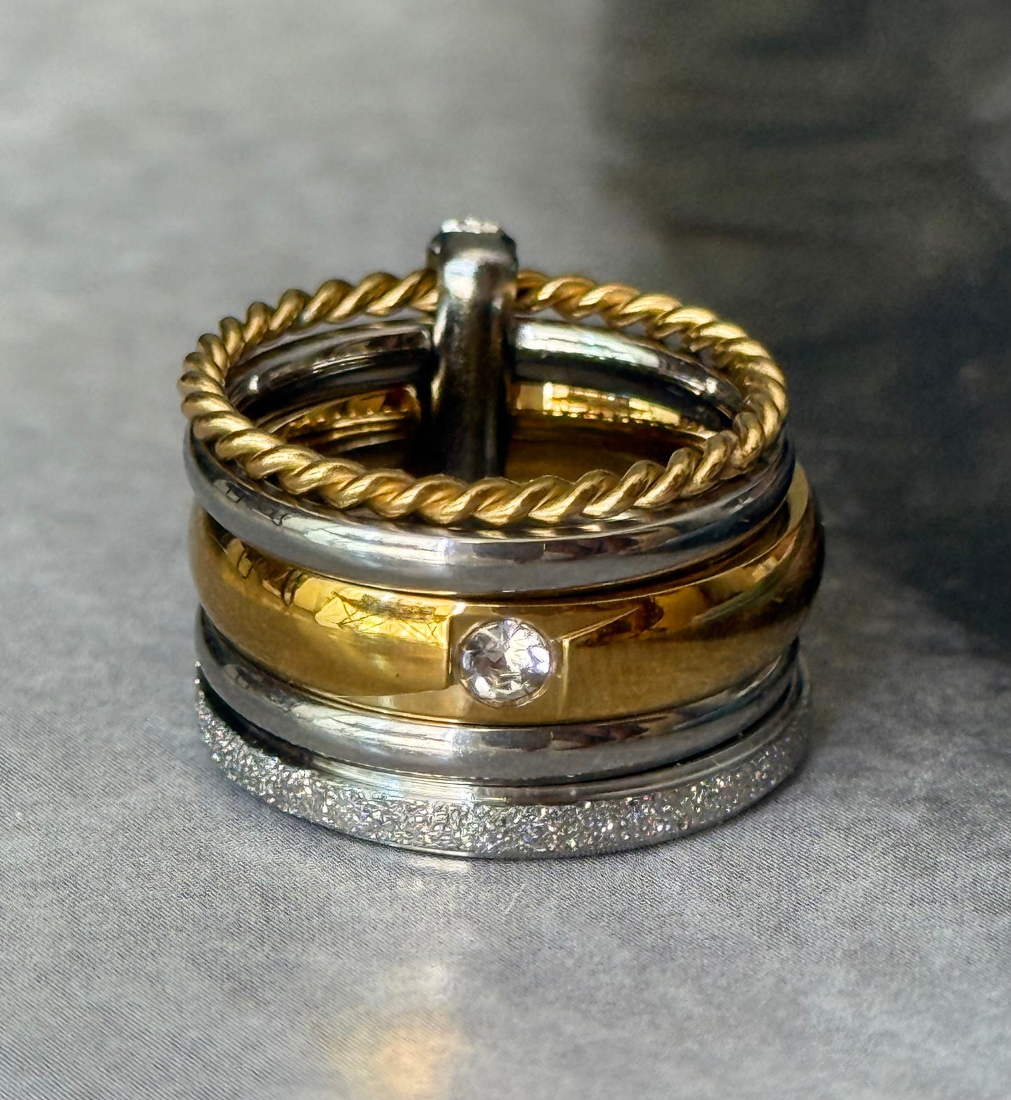 CHEVALIER CORE SET RING ( Size 5)