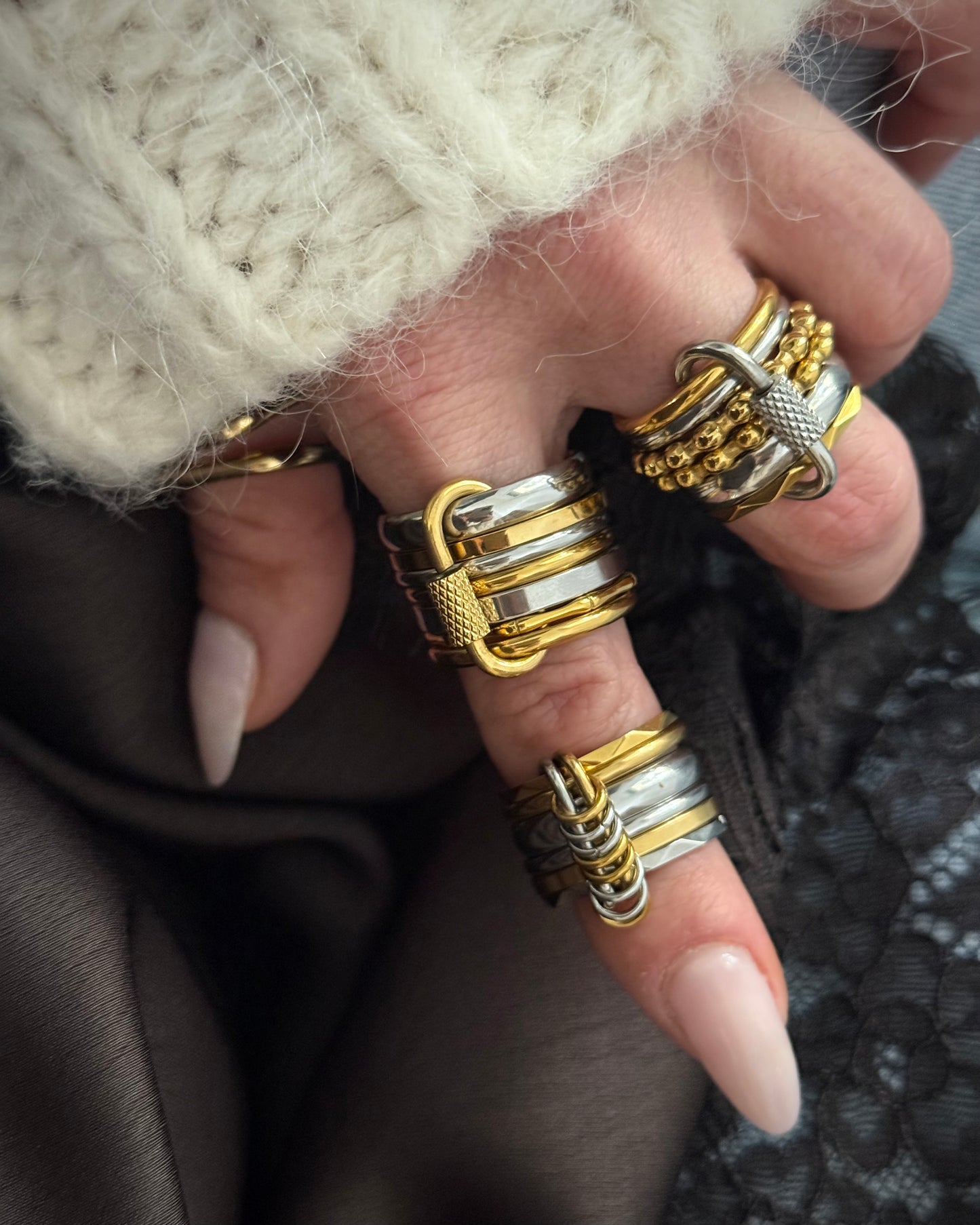 MOTION RING (SIZE 6 & 7 & 8)
