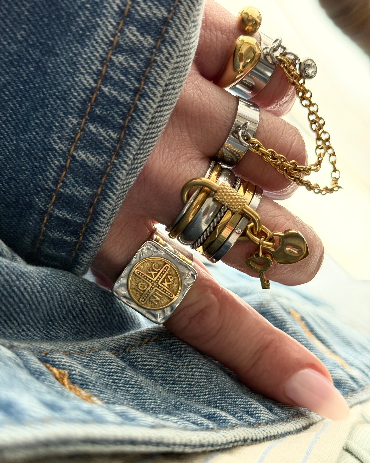 LOCKED DROP RING (SIZE 7 & 8)
