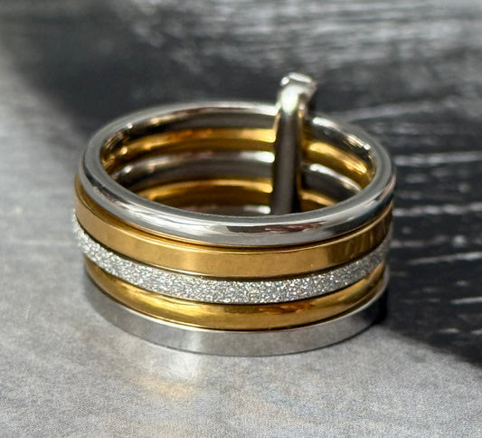 LAYERED RING (Size 10)