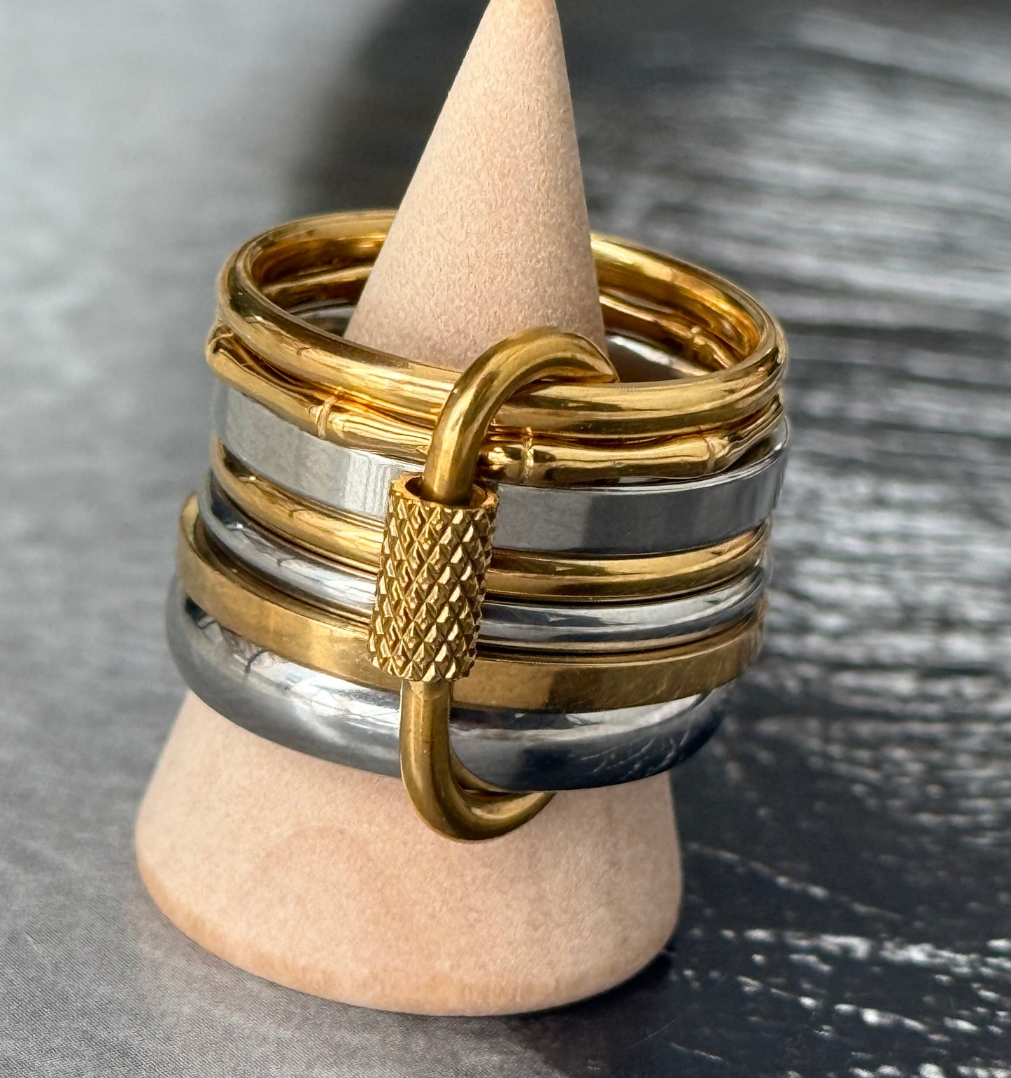 CLEAN STACK RING (SIZE 9)