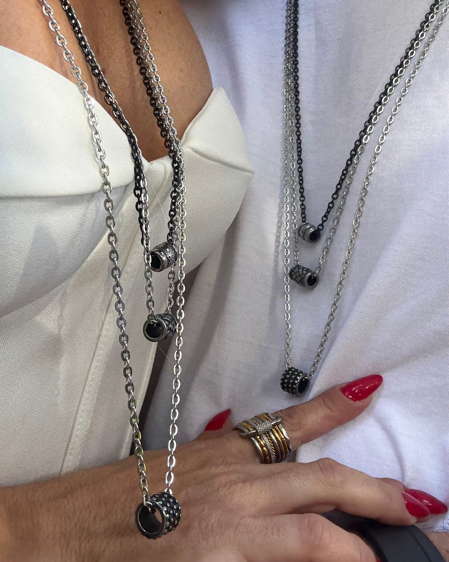 EDGE BARREL NECKLACE