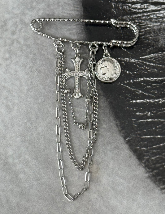 SILVER – CROSS CHAIN BROOCH
