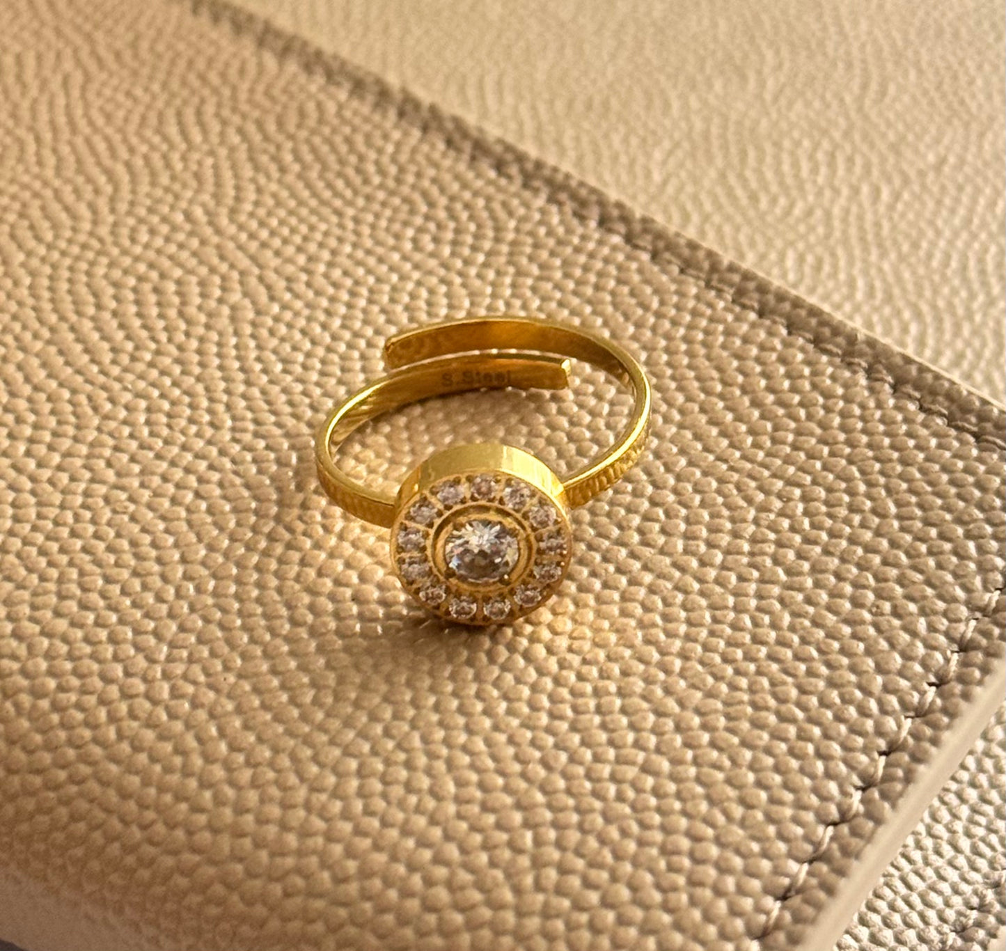 ZIZEL RING