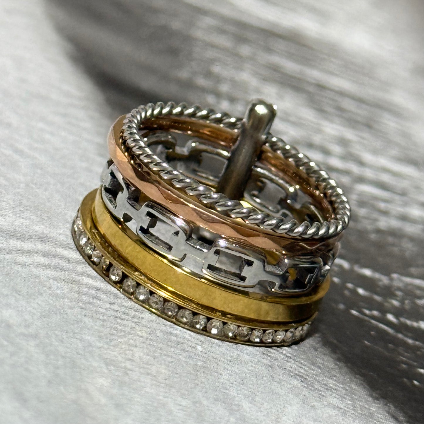 DIVINE SHINE RING (Size 9)