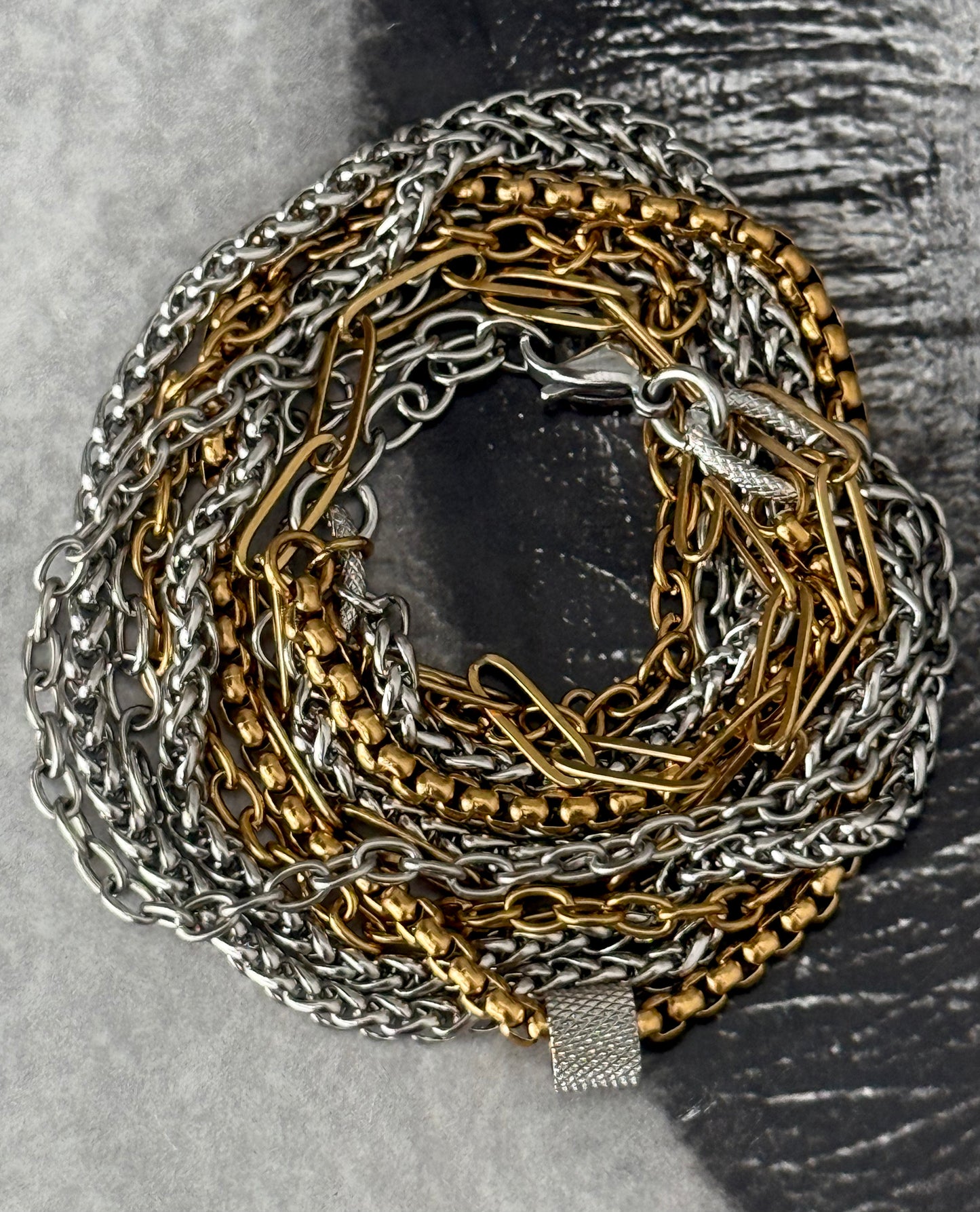 SIX CHAINS CHOKER - BRACELET