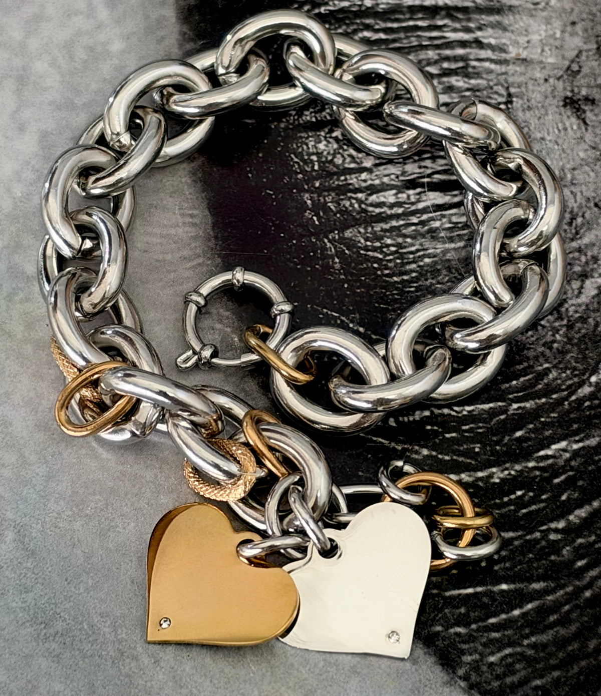 CHUNKY HEART BRACELET