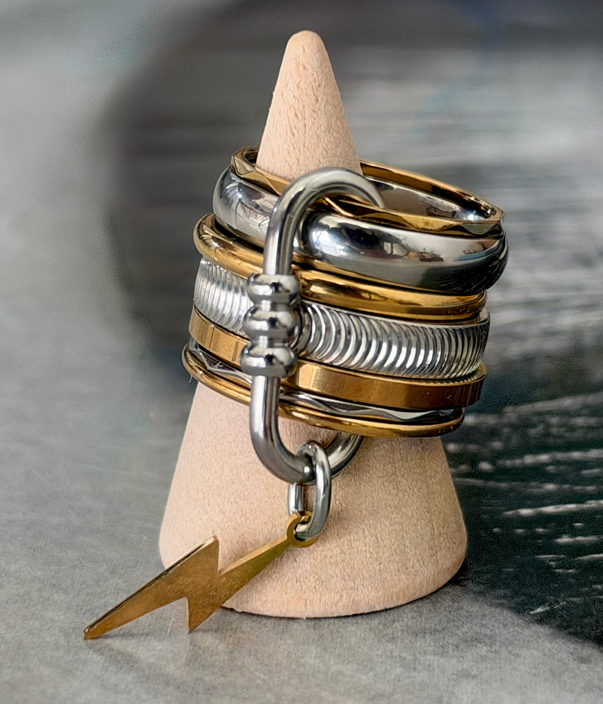 THUNDER STACK RING
